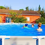 Maison Datcha Avec Jardin Et Piscine Privee Semesterbostad *