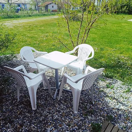 Datcha La Charrette * Lavaur (Tarn)