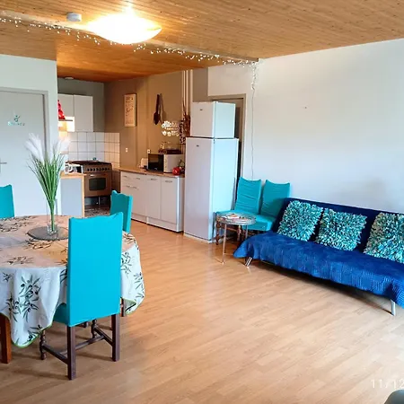 Semesterbostad Maison Datcha Avec Jardin Et Piscine Privee *
