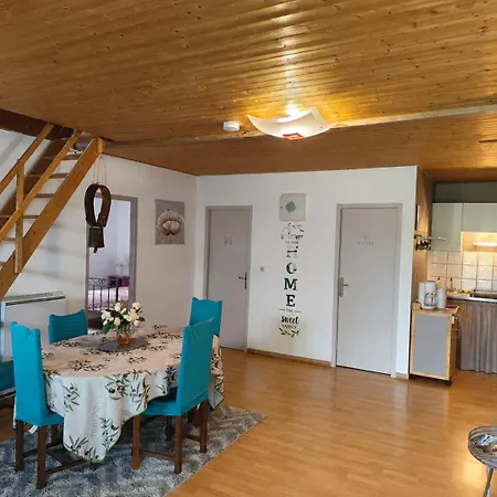 Maison Datcha Avec Jardin Et Piscine Privee 펜션 *