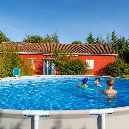 Maison Datcha Avec Jardin Et Piscine Privee 펜션