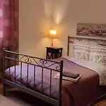 Дом отдыха Maison Datcha Avec Jardin Et Piscine Privee