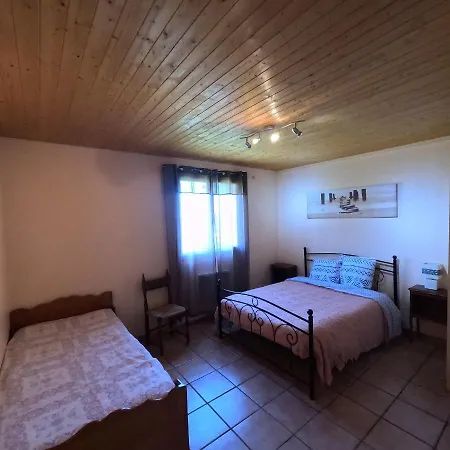 Holiday home Datcha La Charrette