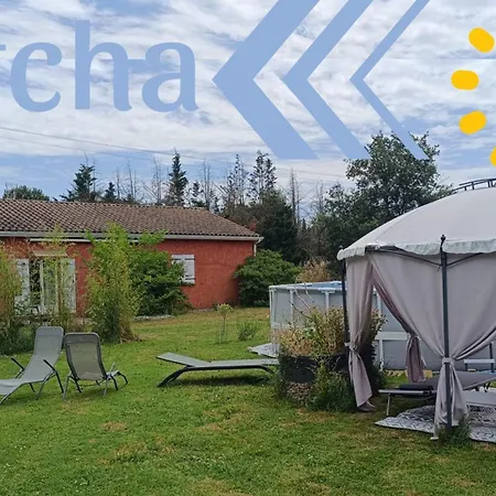 Maison Datcha Avec Jardin Et Piscine Privee *