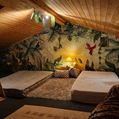 Maison Datcha Avec Jardin Et Piscine Privee Semesterbostad Lavaur (Tarn)