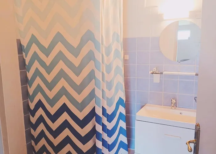 Сasa de vacaciones Maison Datcha Avec Jardin Et Piscine Privée *