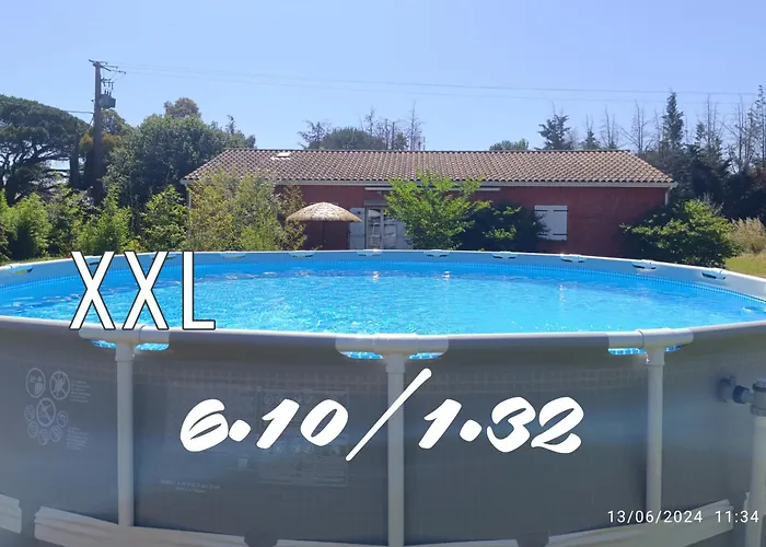 Сasa de vacaciones Maison Datcha Avec Jardin Et Piscine Privée *