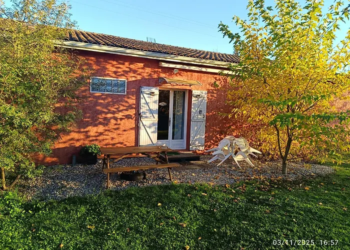 Сasa de vacaciones Maison Datcha Avec Jardin Et Piscine Privée *