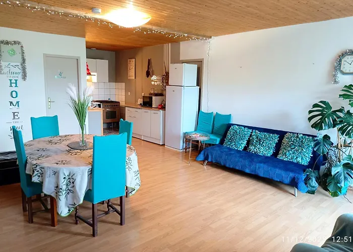 Сasa de vacaciones Maison Datcha Avec Jardin Et Piscine Privée *