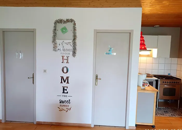 Сasa de vacaciones Maison Datcha Avec Jardin Et Piscine Privée